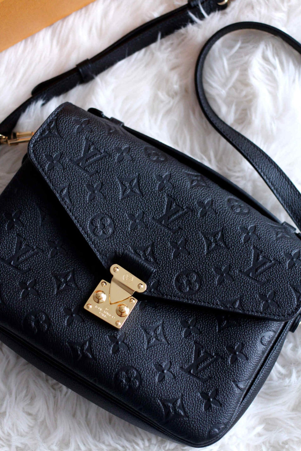 Serenityll™ 100094 Luxury Bag